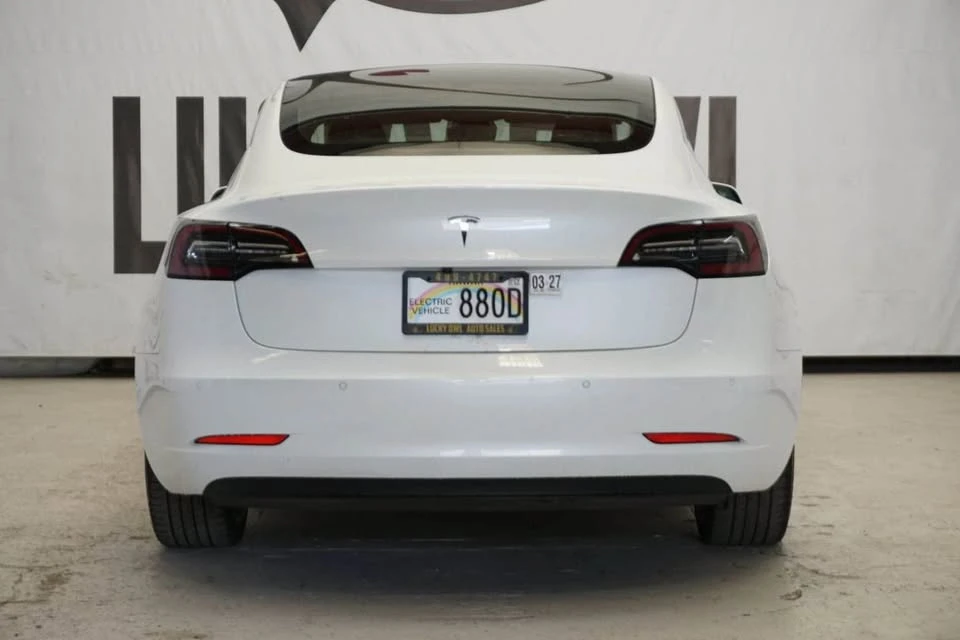 2018 Tesla Model 3 - Image 5 of 19