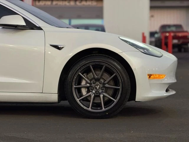 2018 Tesla Model 3 - Image 7 of 12