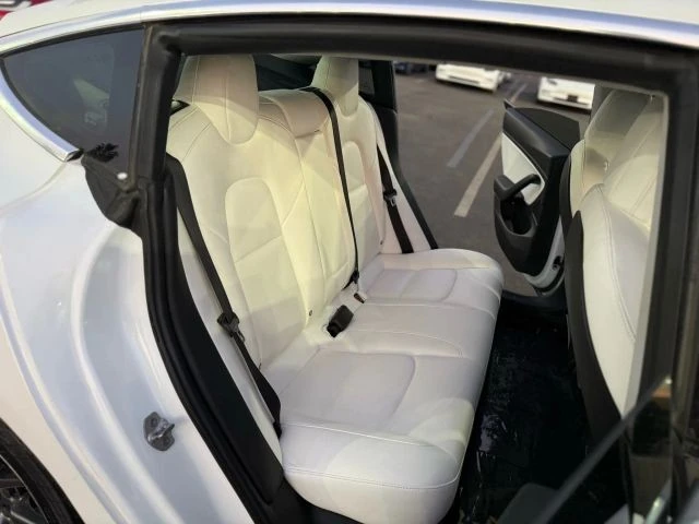 2018 Tesla Model 3 - Image 12 of 21