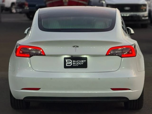 2018 Tesla Model 3 - Image 8 of 12