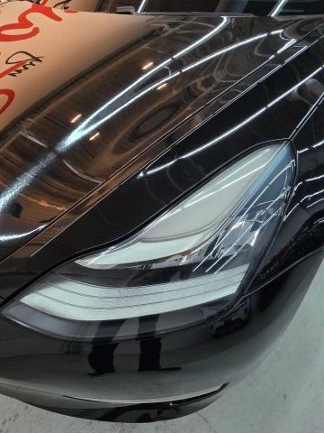 2018 Tesla Model 3 - Image 18 of 21
