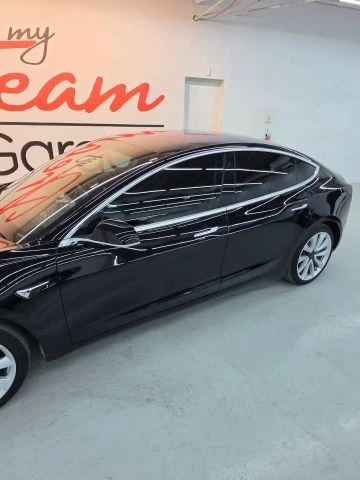 2018 Tesla Model 3 - Image 4 of 21