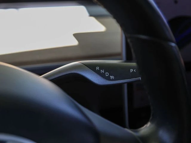 2018 Tesla Model 3 - Image 25 of 31