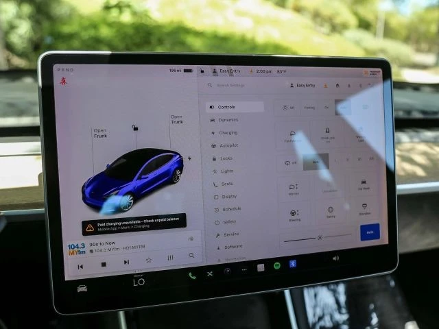 2018 Tesla Model 3 - Image 27 of 31