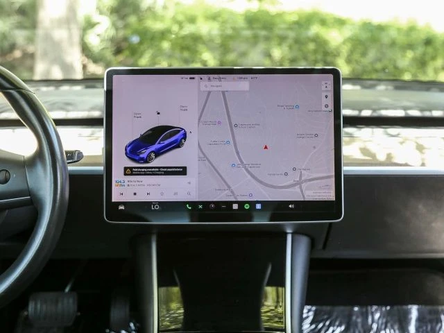 2018 Tesla Model 3 - Image 14 of 21