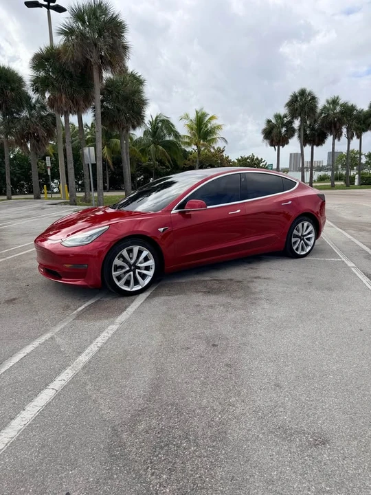 2018 Tesla Model 3 - Image 3 of 11