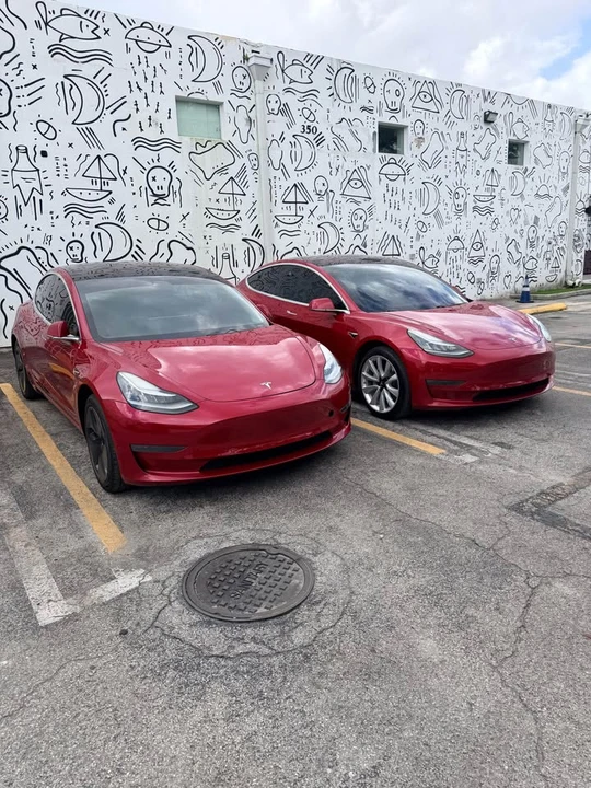 2018 Tesla Model 3 - Image 2 of 11