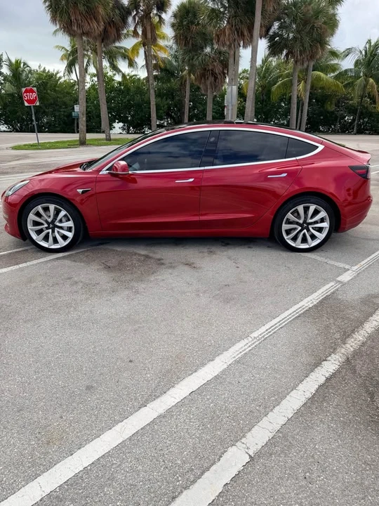 2018 Tesla Model 3 - Image 7 of 11