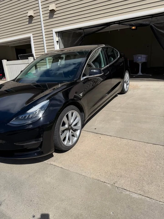 2018 Tesla Model 3 - Image 3 of 8