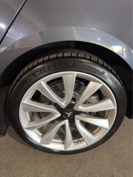 2018 Tesla Model 3 - Image 16 of 16