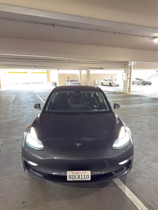 2018 Tesla Model 3 - Image 2 of 16