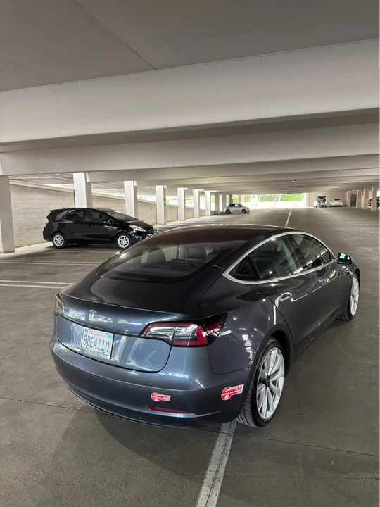 2018 Tesla Model 3 - Image 7 of 16