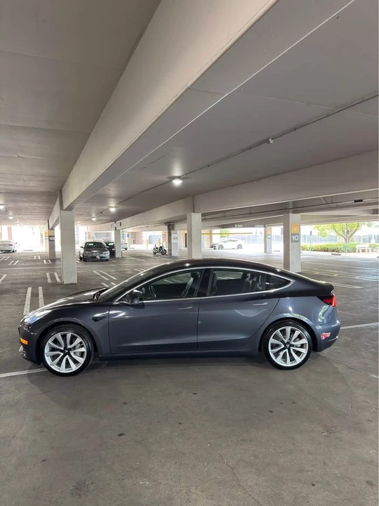 2018 Tesla Model 3 - Image 4 of 16