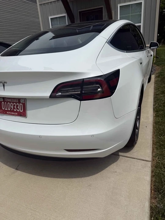 2018 Tesla Model 3 - Image 3 of 13