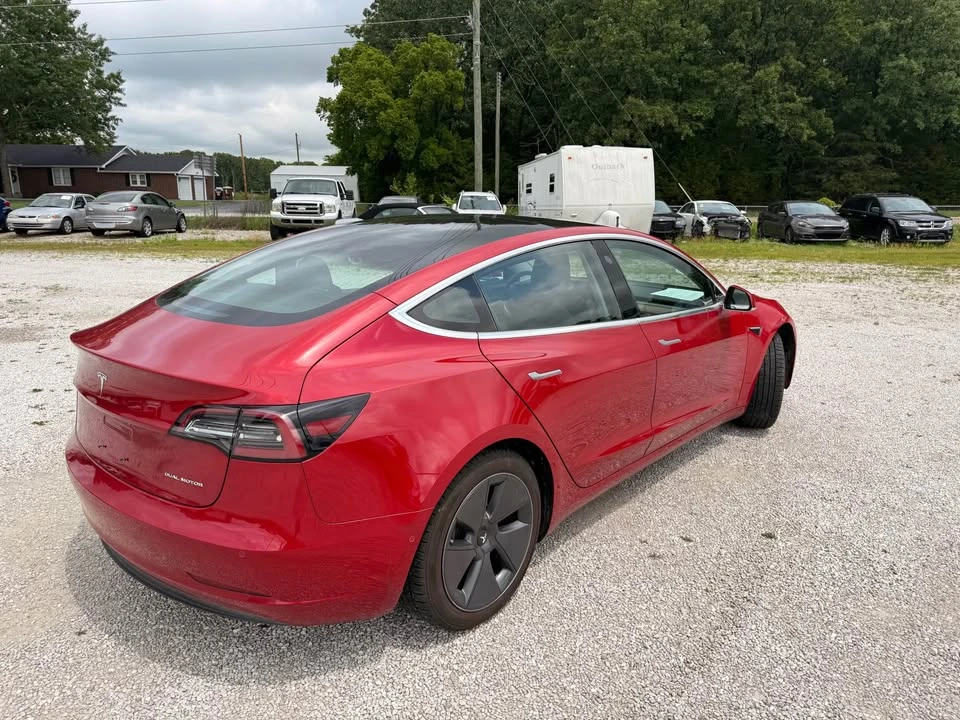 2018 Tesla Model 3 - Image 2 of 15