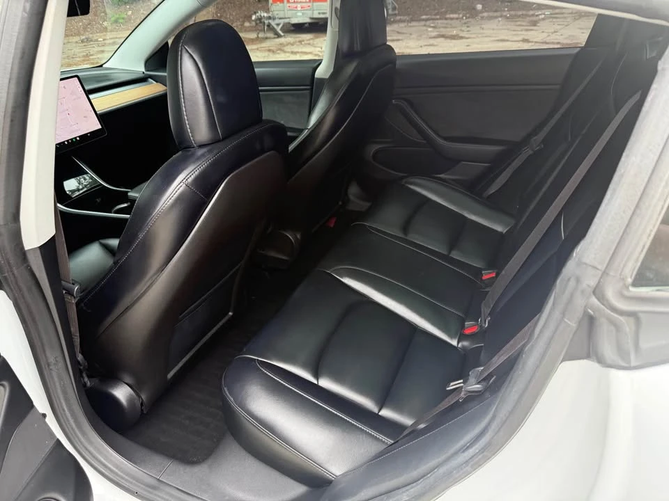 2018 Tesla Model 3 - Image 11 of 19