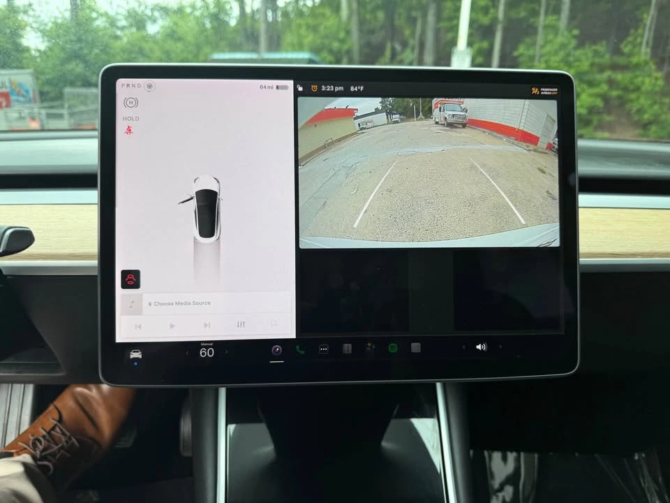 2018 Tesla Model 3 - Image 18 of 19