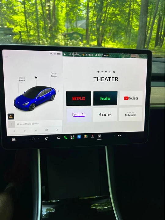 2018 Tesla Model 3 - Image 16 of 20