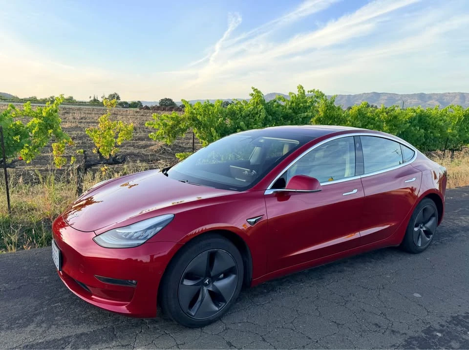 2018 Tesla Model 3 - Image 12 of 18