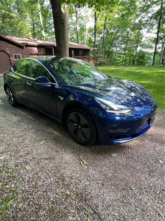 2018 Tesla Model 3 - Image 3 of 20