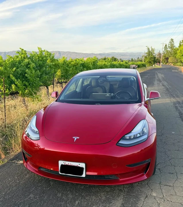 2018 Tesla Model 3 - Image 17 of 18