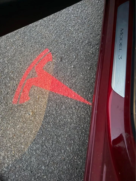 2018 Tesla Model 3 - Image 6 of 20