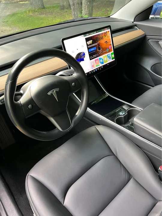 2018 Tesla Model 3 - Image 7 of 20