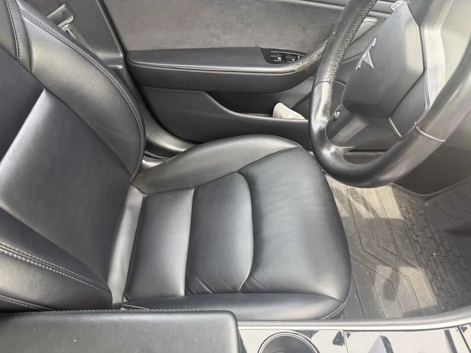 2018 Tesla Model 3 - Image 8 of 13
