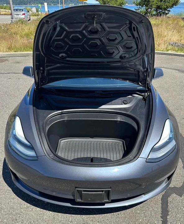 2018 Tesla Model 3 - Image 15 of 18
