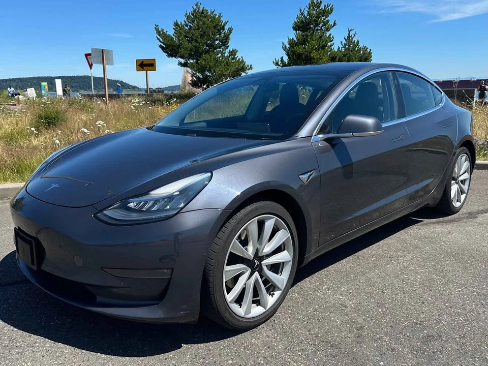 2018 Tesla Model 3 - Image 4 of 18