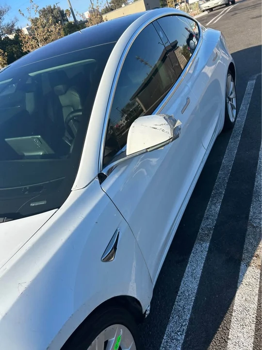 2018 Tesla Model 3 - Image 4 of 9