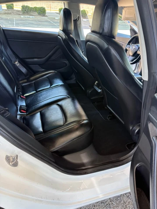 2018 Tesla Model 3 - Image 13 of 16