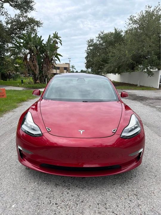 2018 Tesla Model 3 - Image 2 of 20