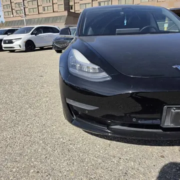 2018 Tesla Model 3 Mid Range