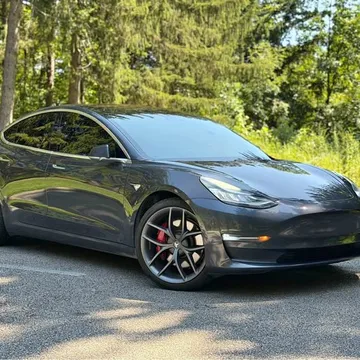 2018 Tesla Model 3 Performance