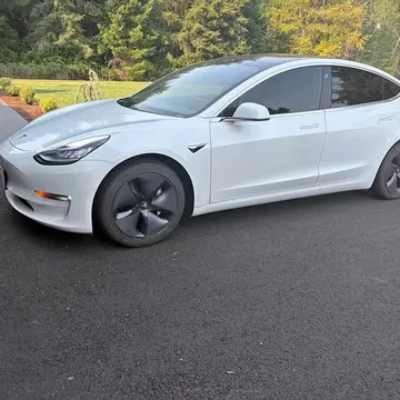 2018 Tesla Model 3 Long Range RWD