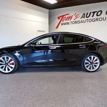 2018 Tesla Model 3 Performance