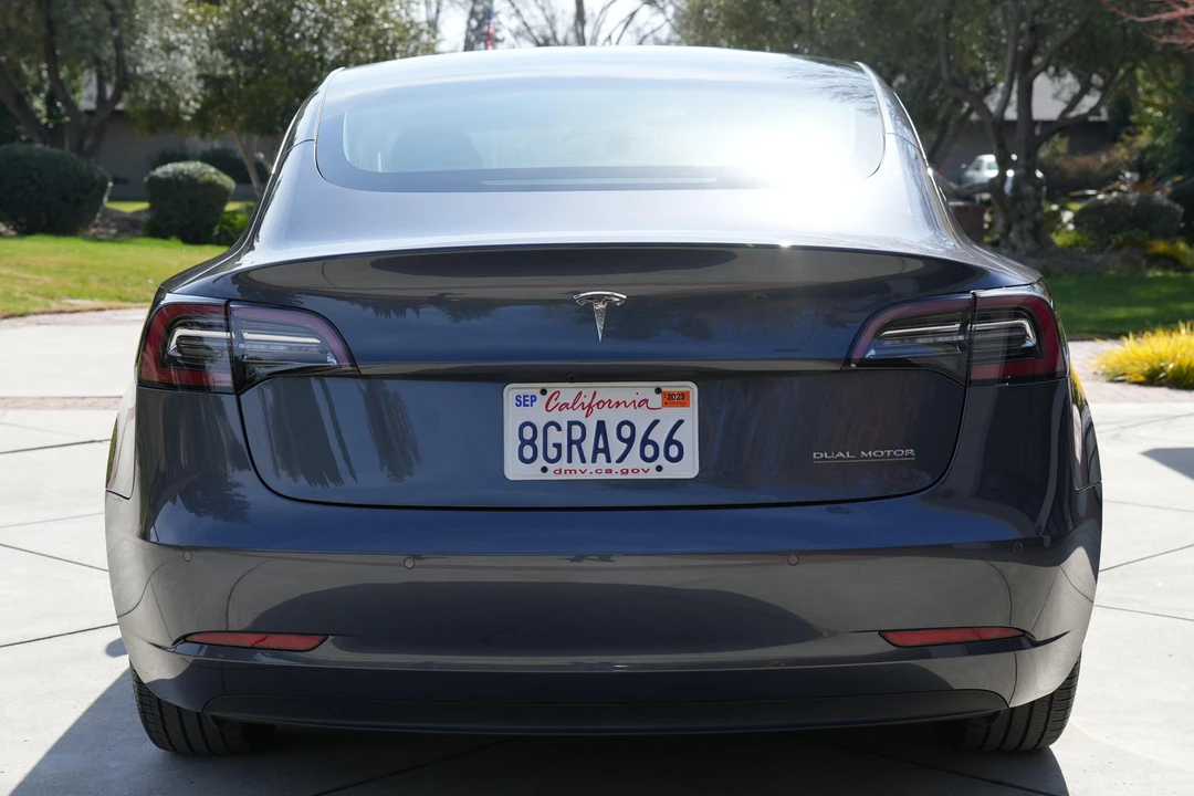 2018 Tesla Model 3 Performance - Image 5 of 5