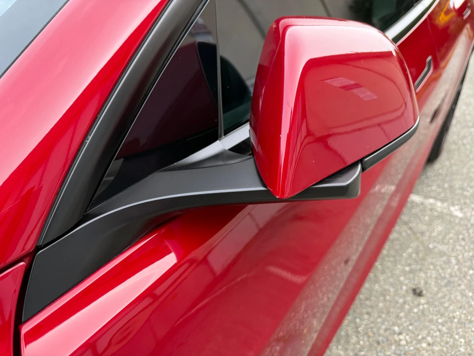 2018 Tesla Model 3 Performance - Image 16 of 31