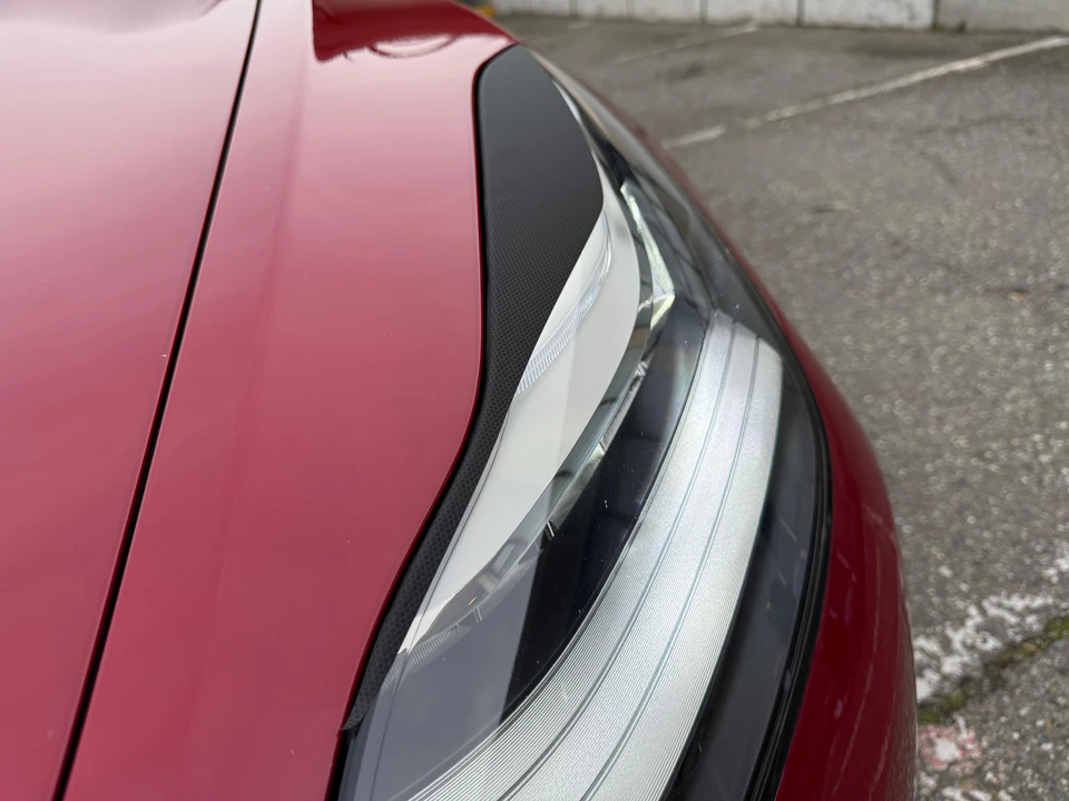 2018 Tesla Model 3 Performance - Image 13 of 31