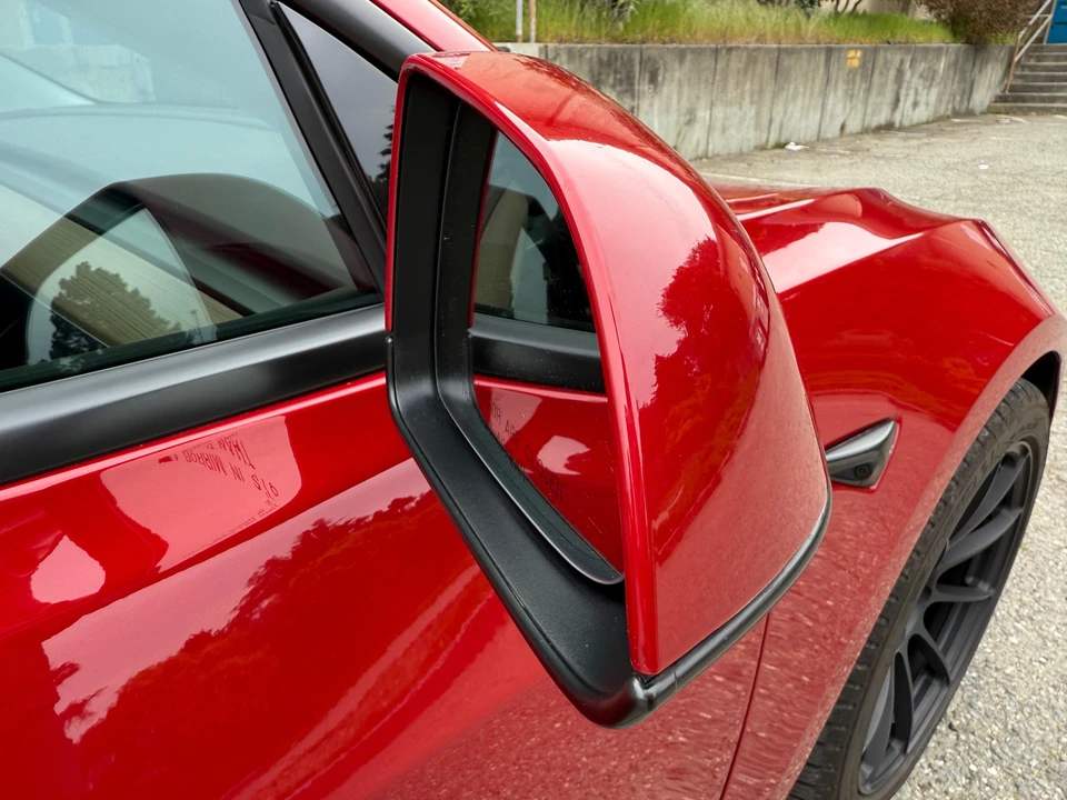 2018 Tesla Model 3 Performance - Image 29 of 31