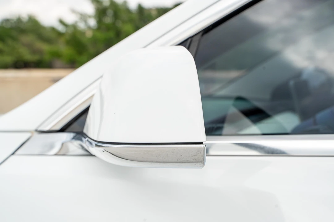 2018 Tesla Model 3 Performance - Image 21 of 31