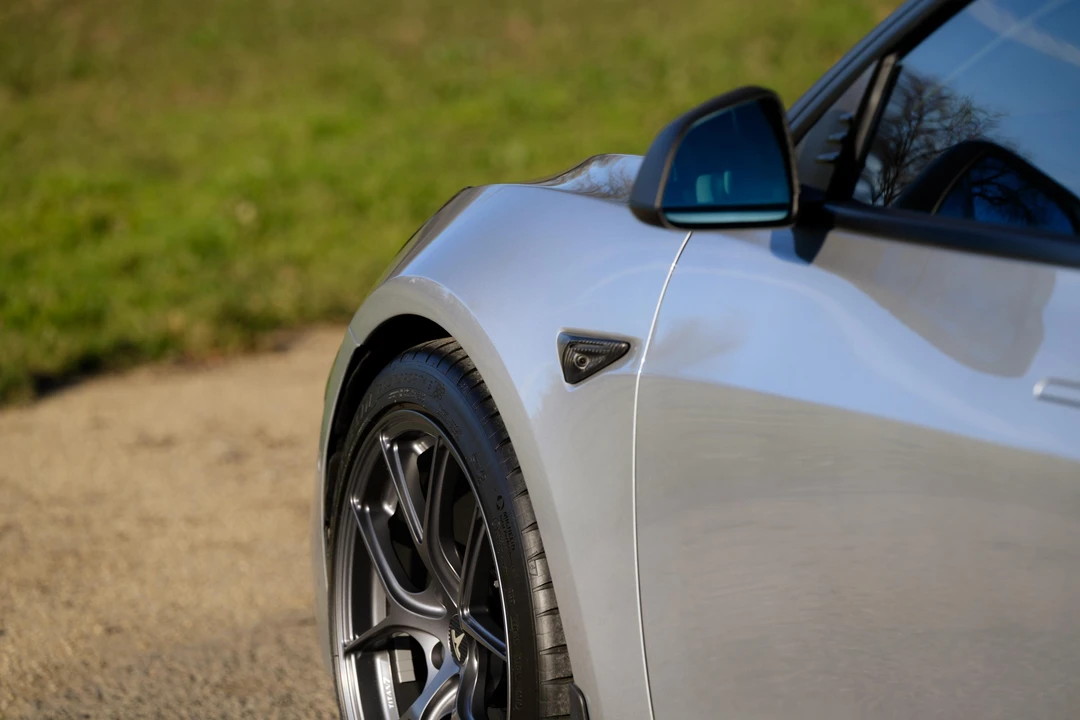 2018 Tesla Model 3 Performance - Image 21 of 31