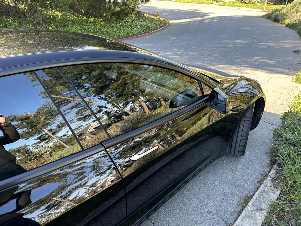 2018 Tesla Model 3 Performance - Image 22 of 31