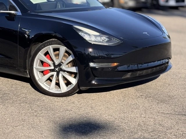 2018 Tesla Model 3 Performance - Image 3 of 12