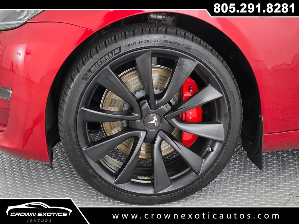 2018 Tesla Model 3 Performance - Image 9 of 12