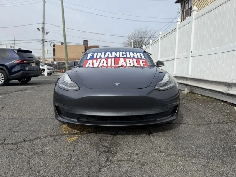 2018 Tesla Model 3 Performance - Image 2 of 12