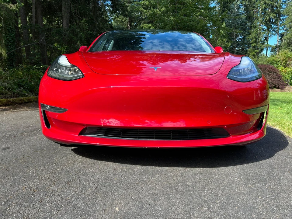 2018 Tesla Model 3 Performance - Image 6 of 31