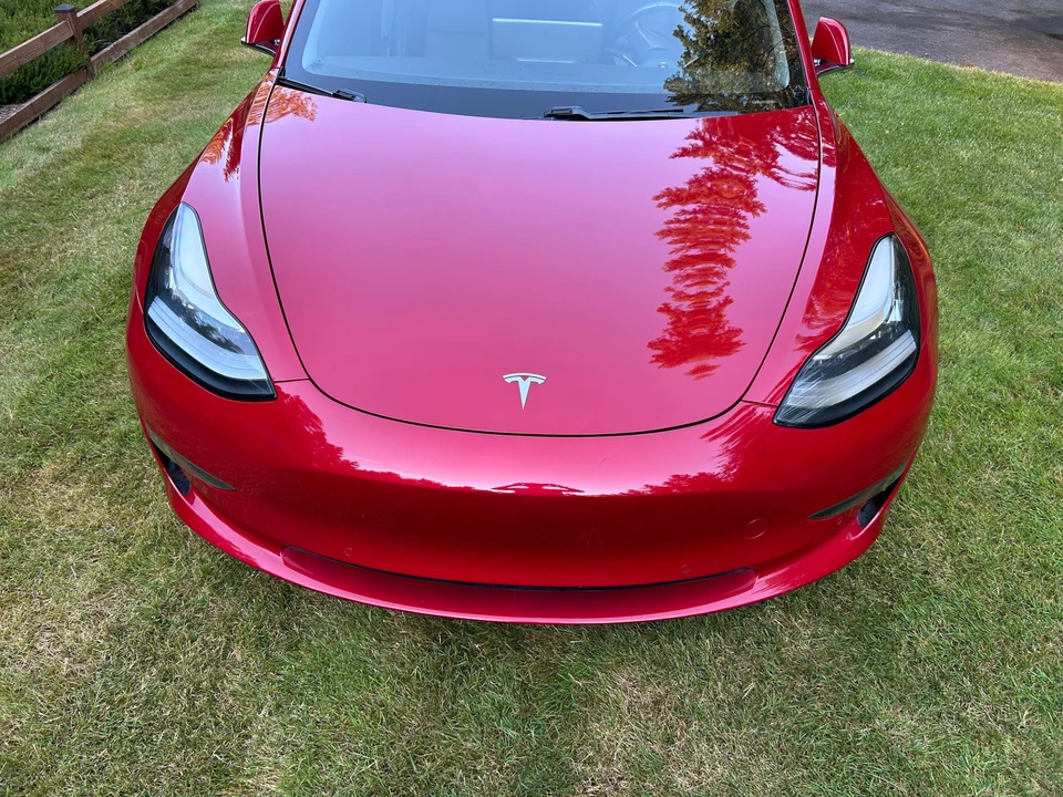 2018 Tesla Model 3 Performance - Image 18 of 31