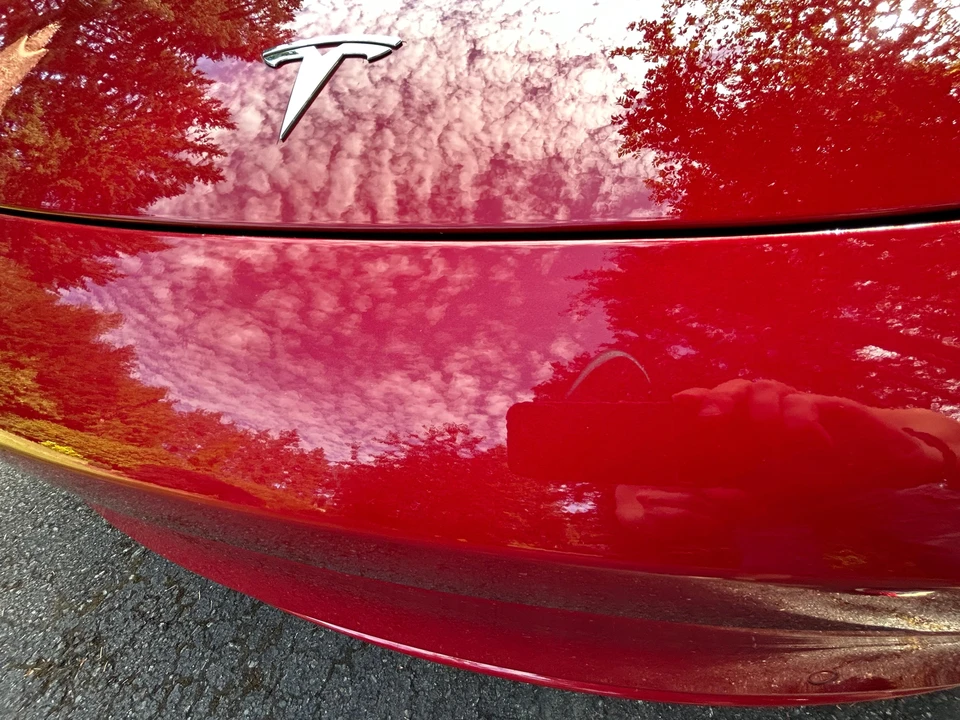 2018 Tesla Model 3 Performance - Image 19 of 31